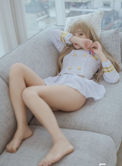 校花的丝袜_DVD免费播放