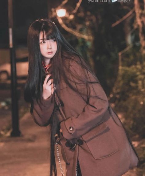 大胸女友_BD英语高清完整版