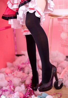 日日摸天天爽天天爽电影_720视频大全