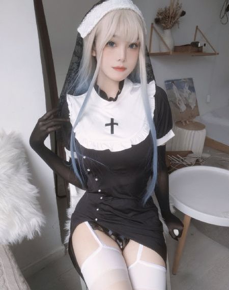 柚木提娜电影_720神马影院手机在线