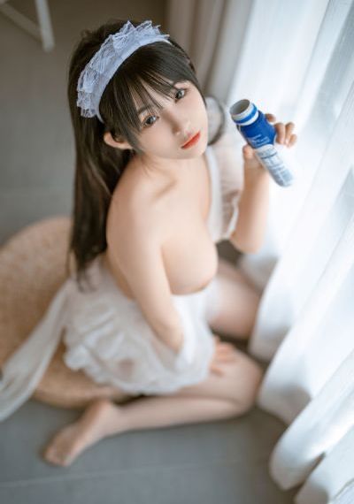 《年轻女教师3》_高清完整在线观看