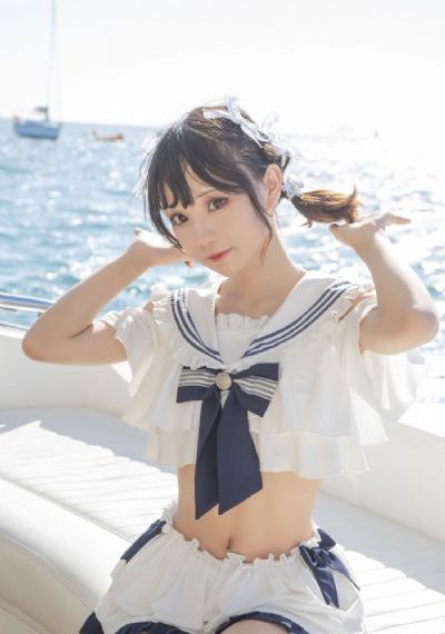 年轻漂亮的女教师2_BD超清免费观看