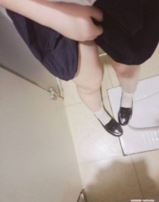 韫色正浓_高清天堂在线
